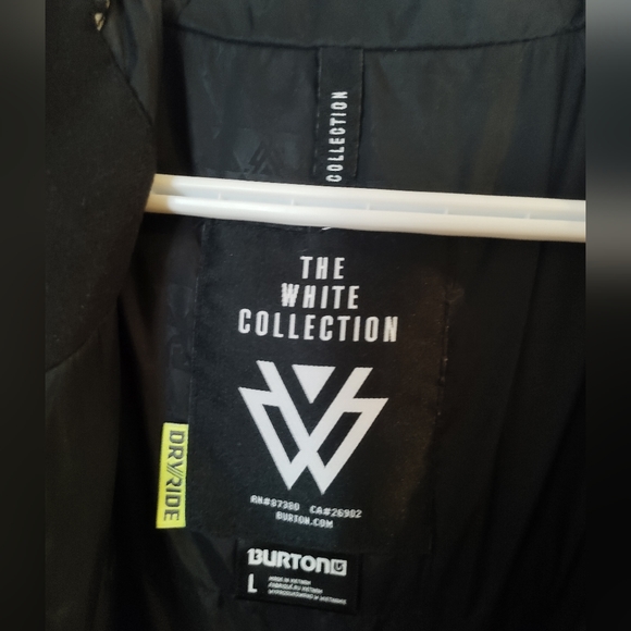 Burton x Shaun White Animal Print Snowboarding Jacket - Picture 4 of 4